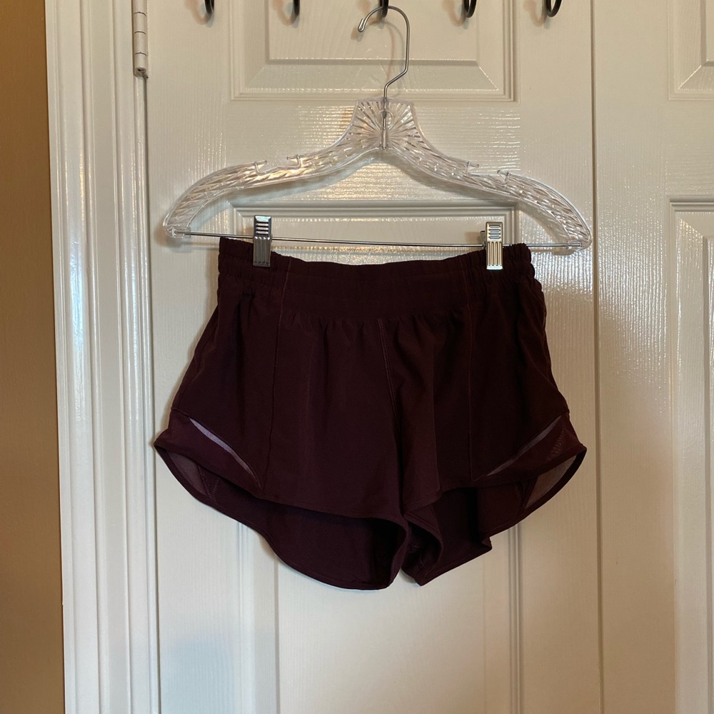Lululemon Hotty Hot Short